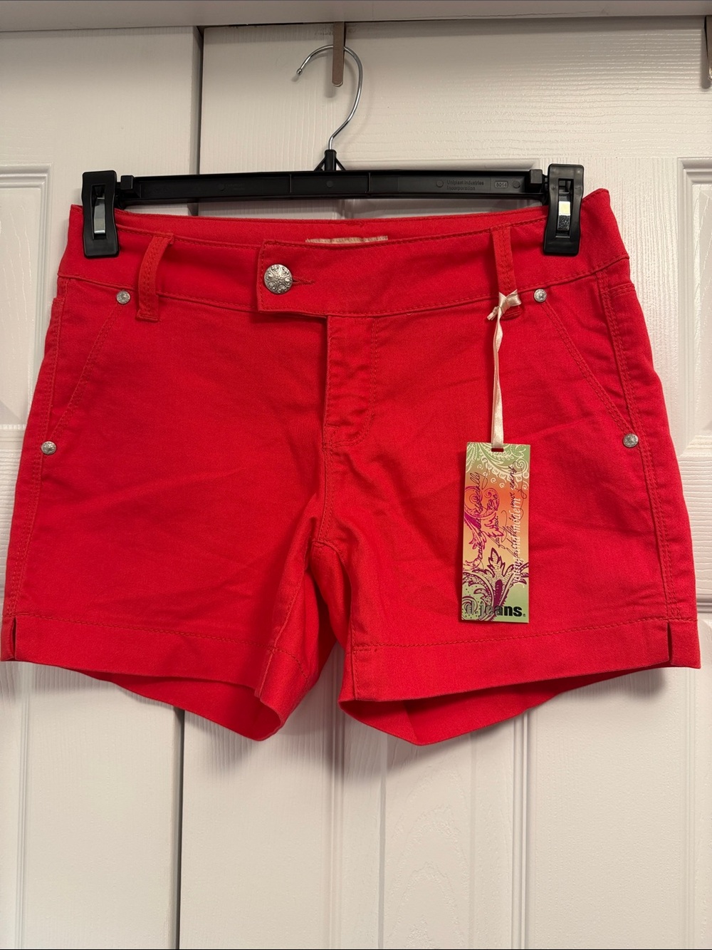 Women's Cotton Blend Shorts - Classic Summer Fit